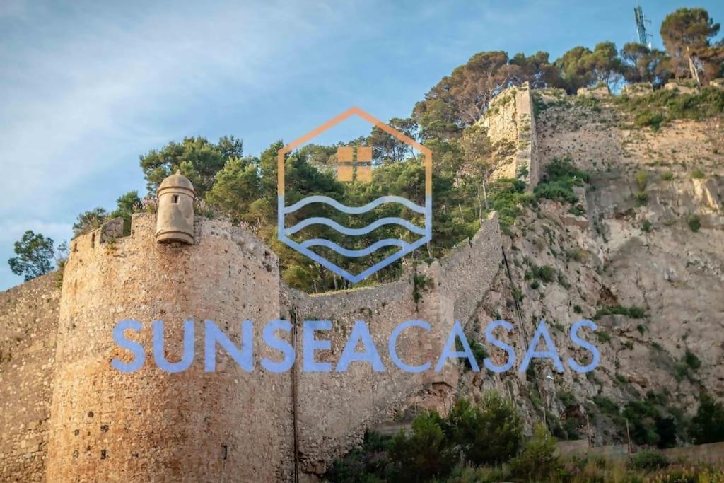 Bajo El Mar Junto Al Puerto Villa Denia Kültér fotó